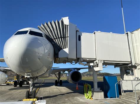 AIRBRIDGE 3000 DISTRIBUTION (PHARMACY) INC. .